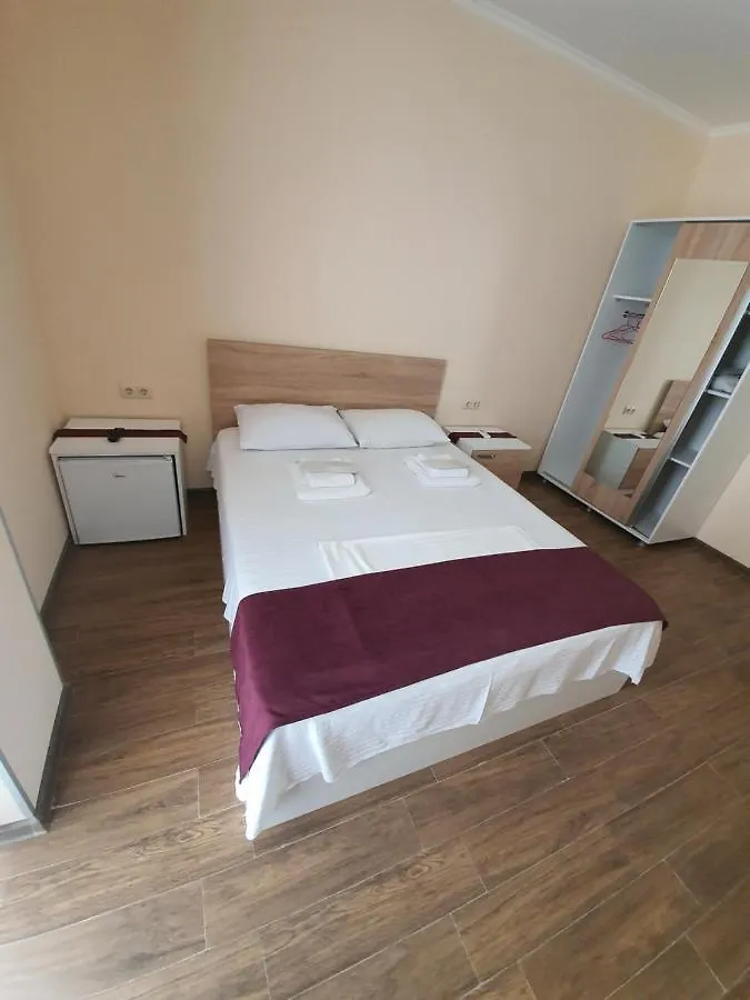 Blossom Hotel Батуми